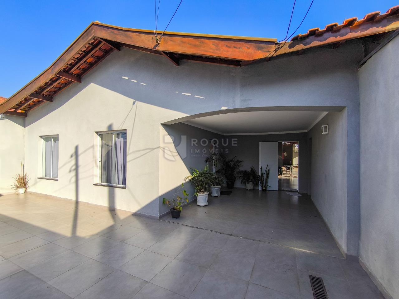 Casa Residencial à venda no bairro Jardim São Roque: GARAGEM 1