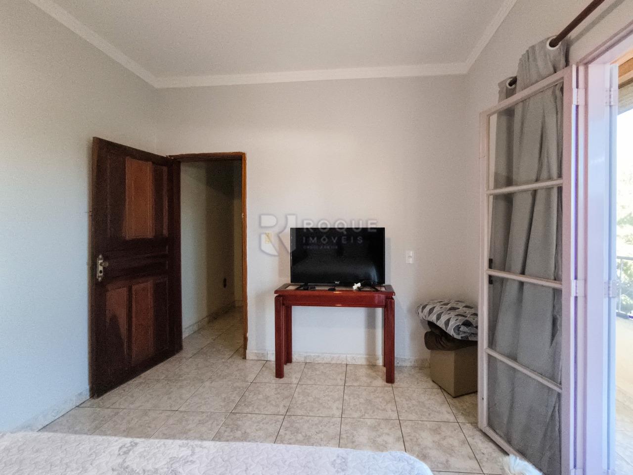 Casa Residencial à venda no bairro Jardim Nova Suiça: DORMITÓRIO 1