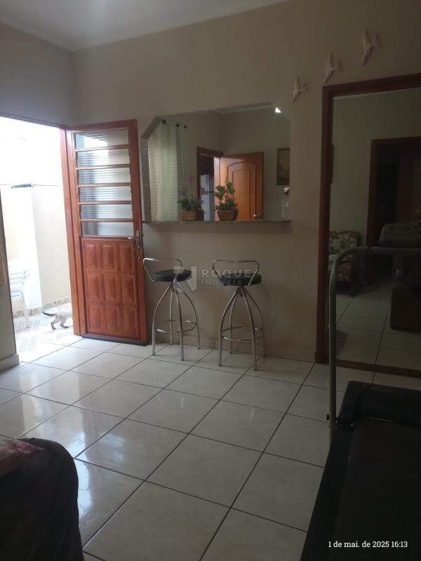 Casa Residencial à venda no bairro Jardim Boa Vista: 