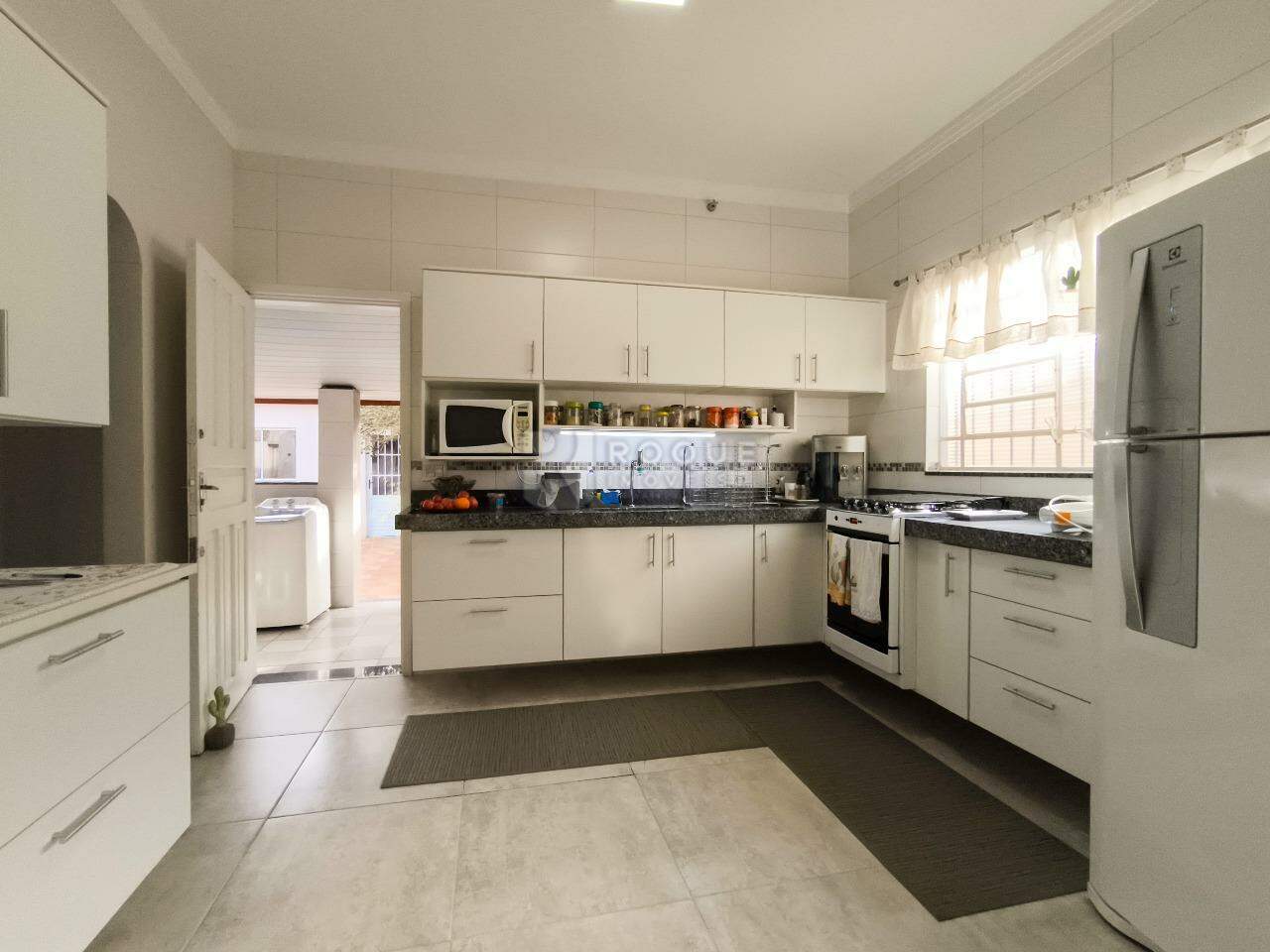 Casa Residencial à venda no bairro Vila São João: COZINHA
