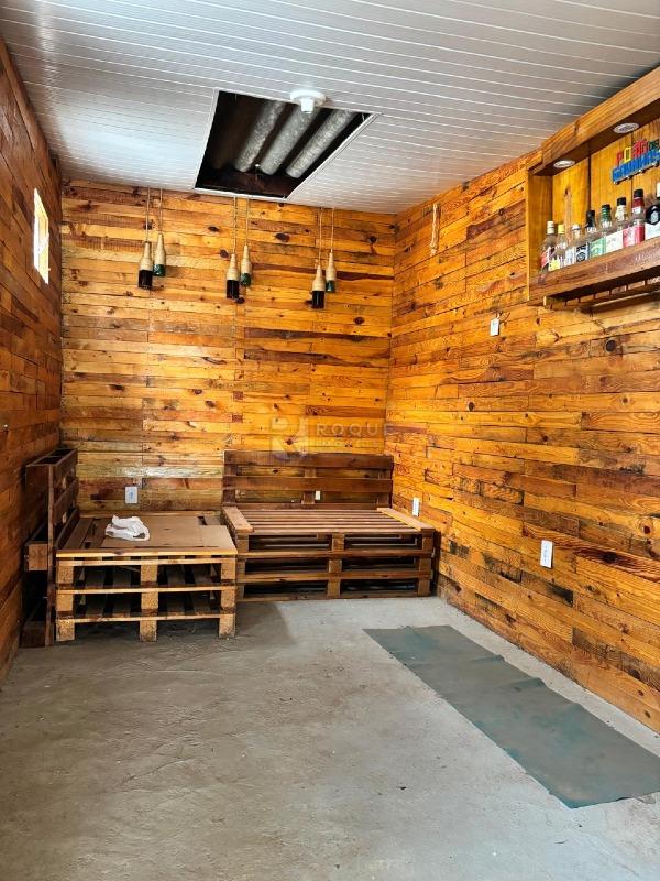 Casa Residencial à venda no bairro Jardim Nova Suiça: Sala Externa