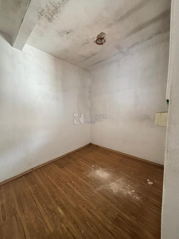 Casa Residencial à venda no bairro Jardim Nova Suiça: Dormitório 1 Edícula