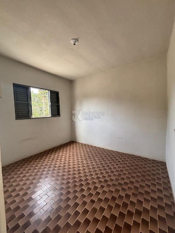Casa Residencial à venda no bairro Jardim Nova Suiça: Dormitório 2
