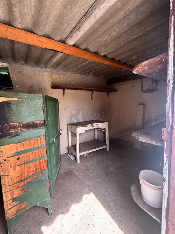 Casa Residencial à venda no bairro Jardim Nova Suiça: Despensa