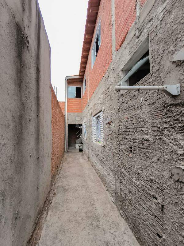 Casa Residencial à venda no bairro Jardim Manacá: ÁREA DE VARAL
