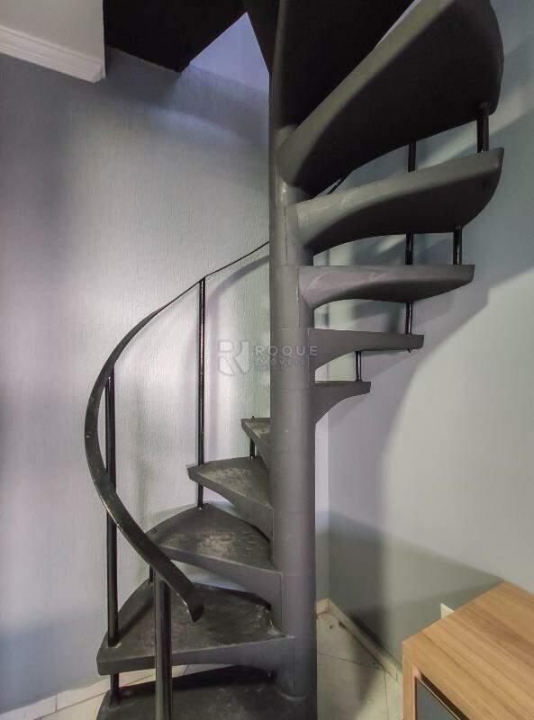 Barracão/Galpão para aluguel no bairro Jardim Glória: Acesso segundo andar 