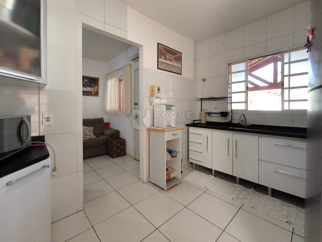 Casa em condomínio à venda no bairro Jardim Campo Belo: COZINHA