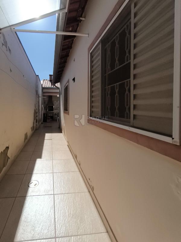 Casa em condomínio à venda no bairro Jardim Campo Belo: ÁREA DE VARAL