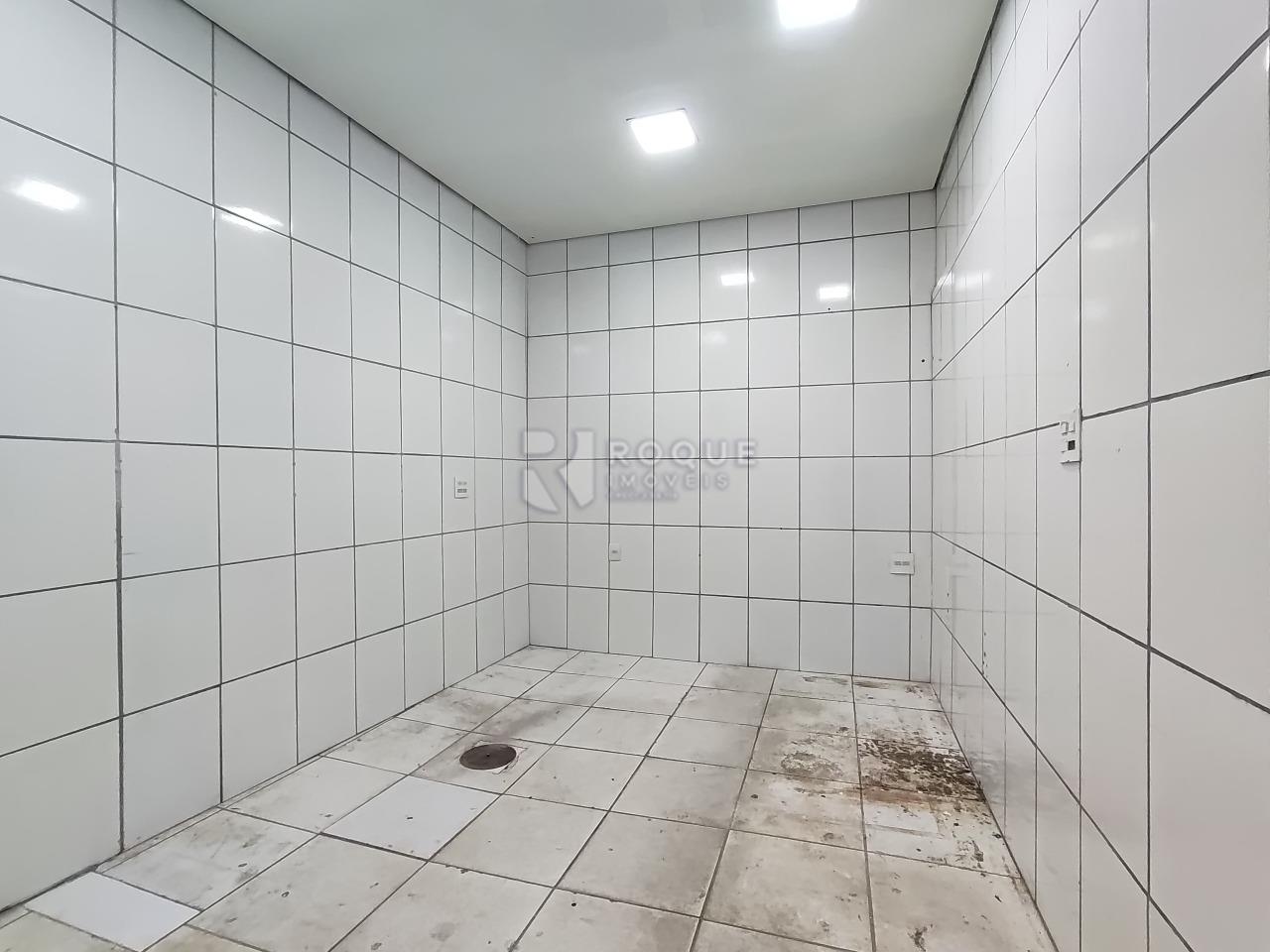 Salão para aluguel no bairro Jardim Piratininga: Cozinha/sala 