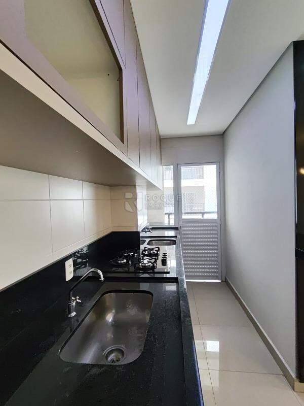Apartamento para aluguel no bairro Chácaras Antonieta: Cozinha