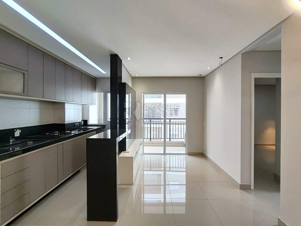 Apartamento para aluguel no bairro Chácaras Antonieta: Sala
