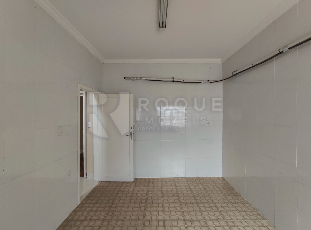 Casa Comercial à venda no bairro Centro: Copa 