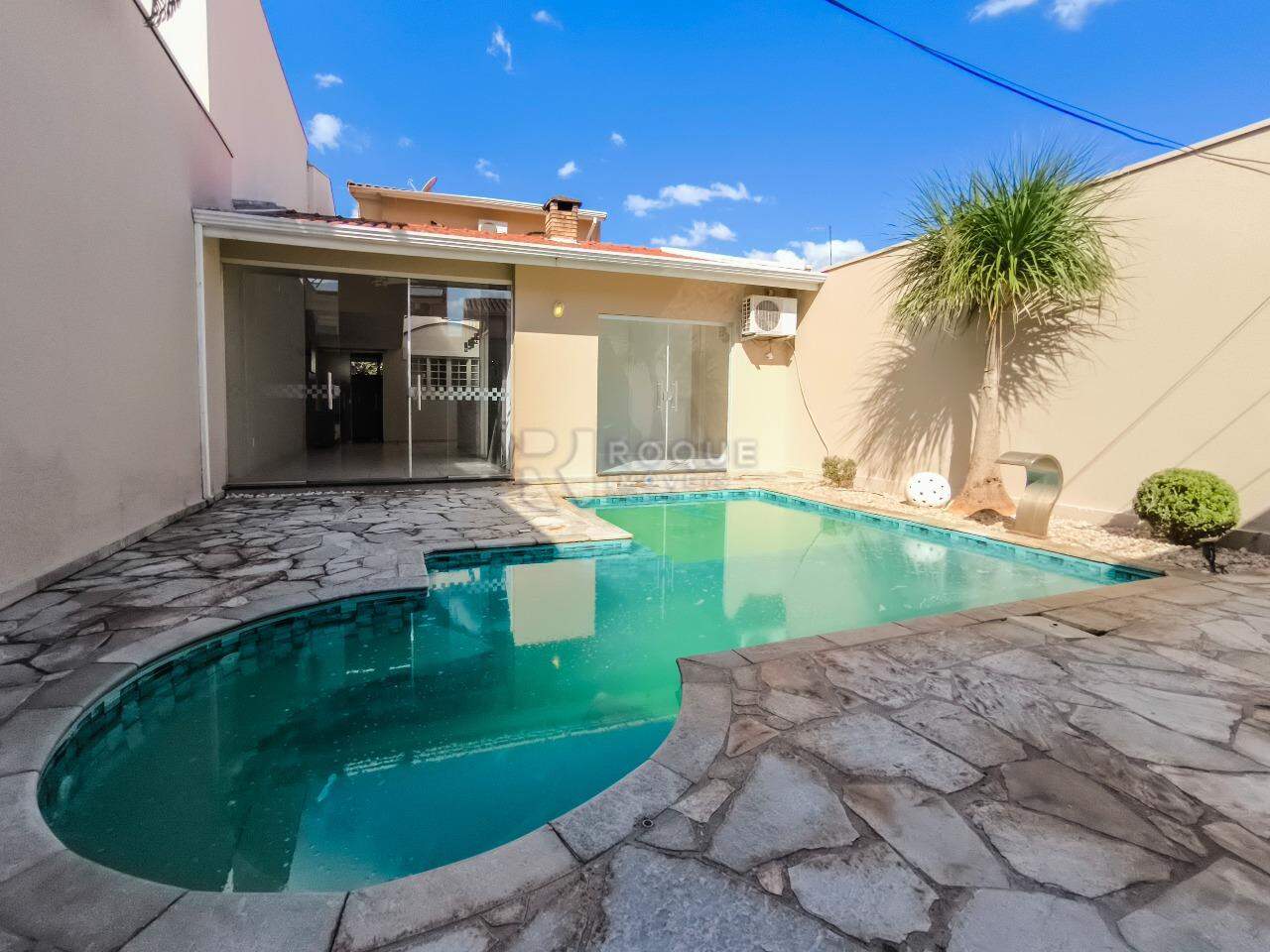Casa em condomínio à venda no bairro Jardim Nossa Senhora de Fátima: PISCINA