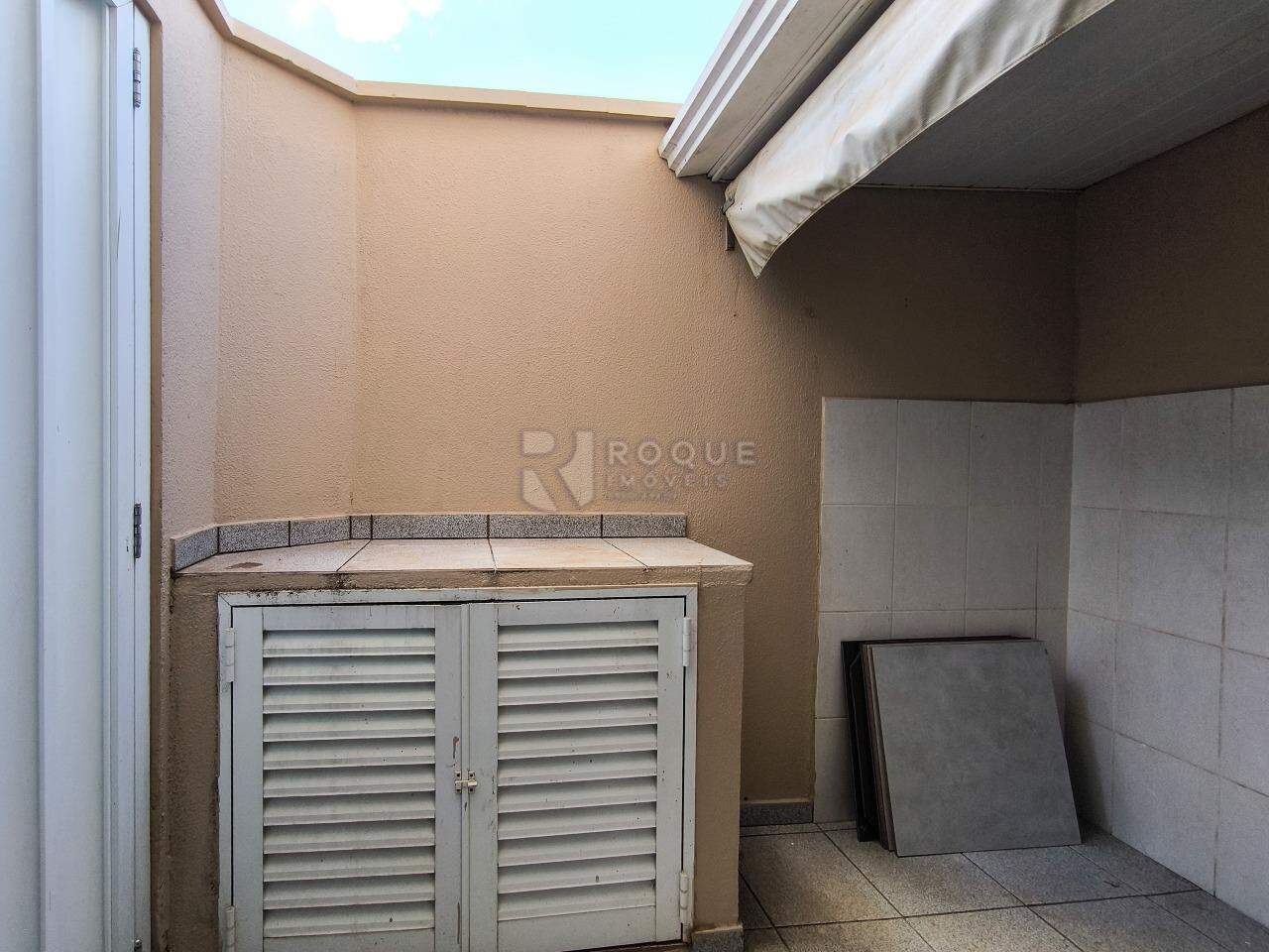 Casa em condomínio à venda no bairro Jardim Nossa Senhora de Fátima: ÁREA DE SERVIÇO