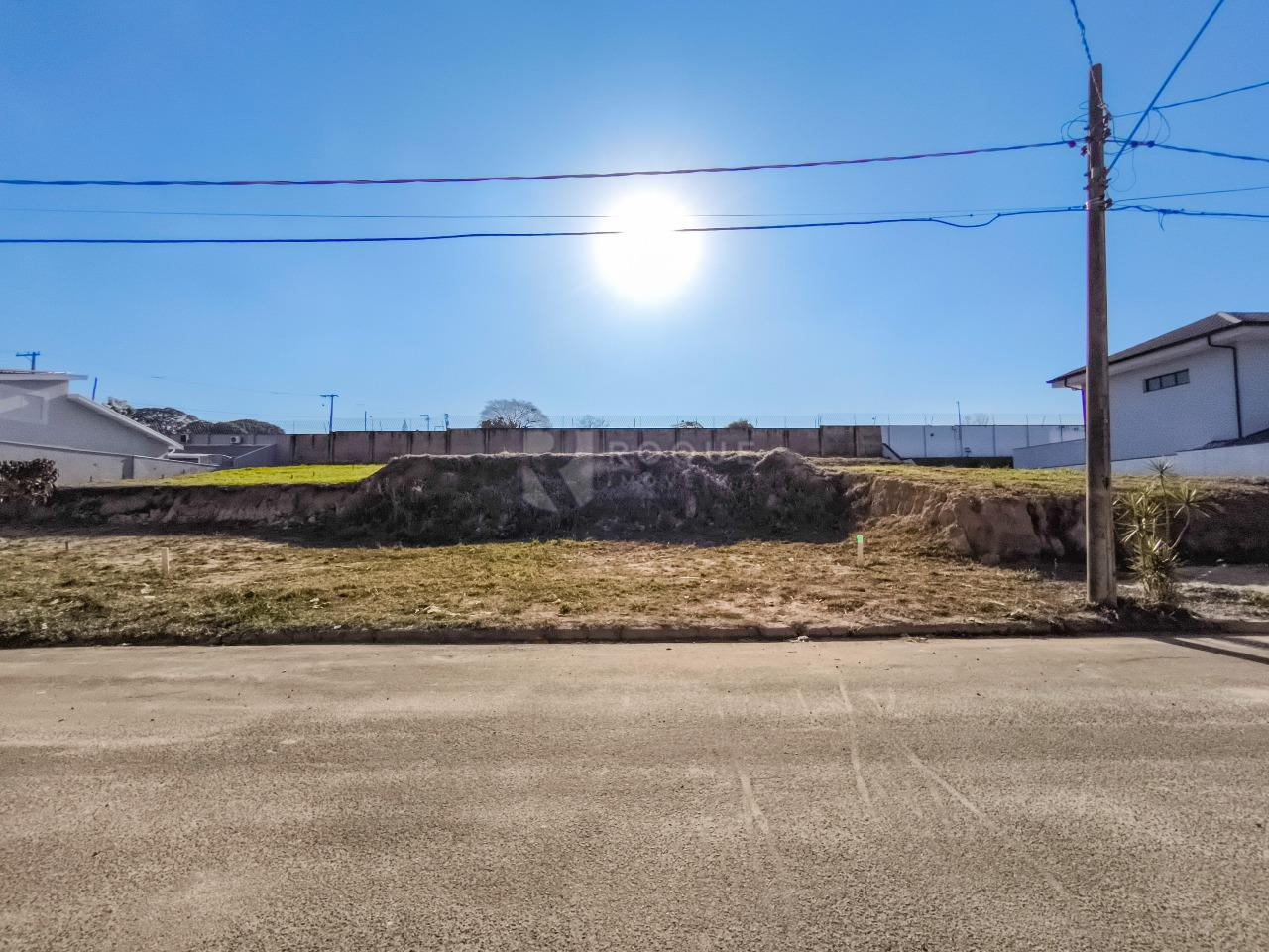 Terreno em condomínio à venda no bairro Portal de São Clemente: FRENTE