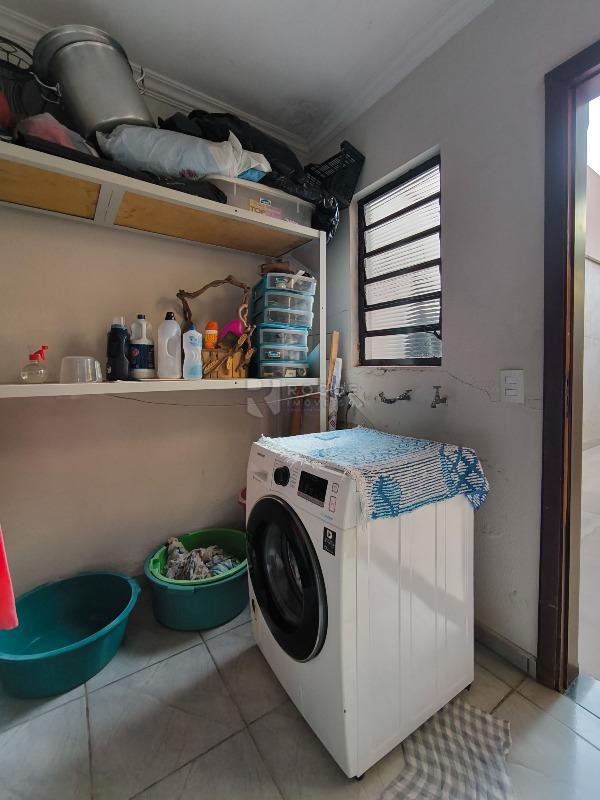 Casa Residencial à venda no bairro Cidade Jardim: Despejo