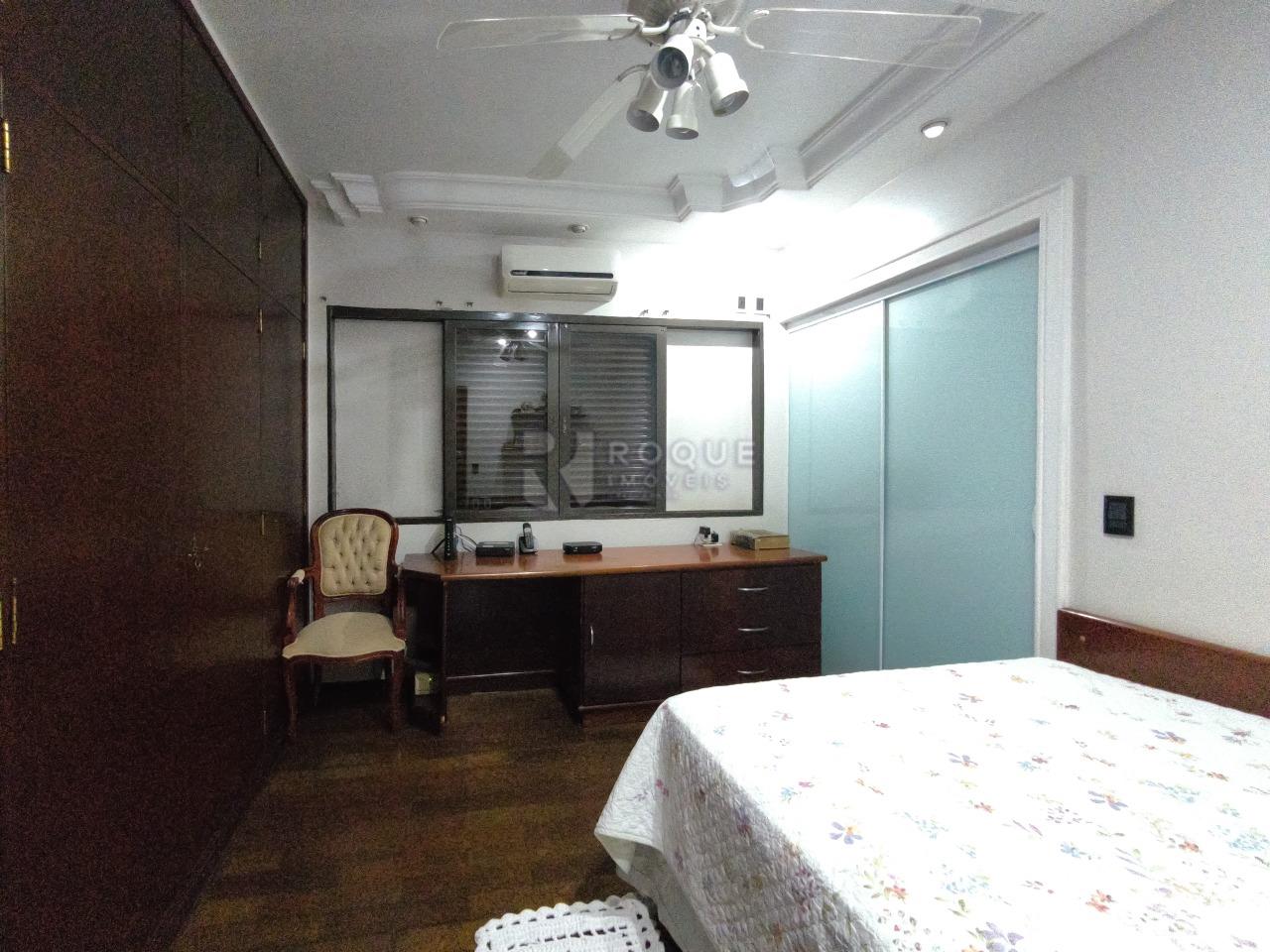 Casa Residencial à venda no bairro Cidade Jardim: Dormitório 2