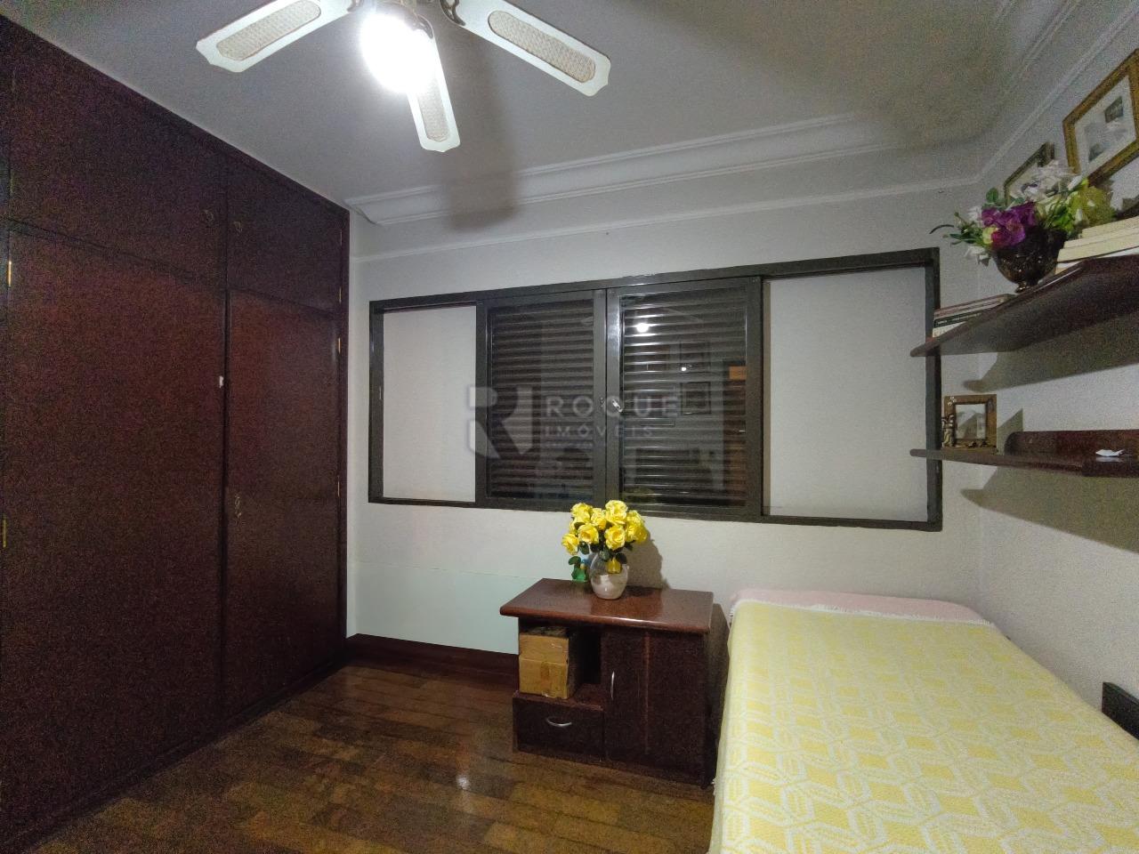 Casa Residencial à venda no bairro Cidade Jardim: Dormitório 1