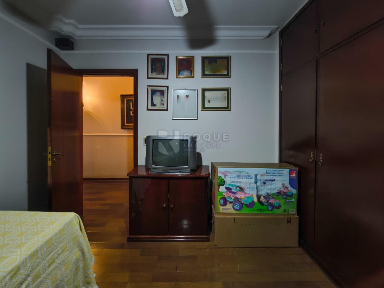 Casa Residencial à venda no bairro Cidade Jardim: Dormitório 1