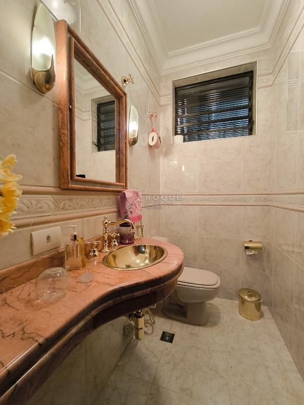 Casa Residencial à venda no bairro Cidade Jardim: Lavabo