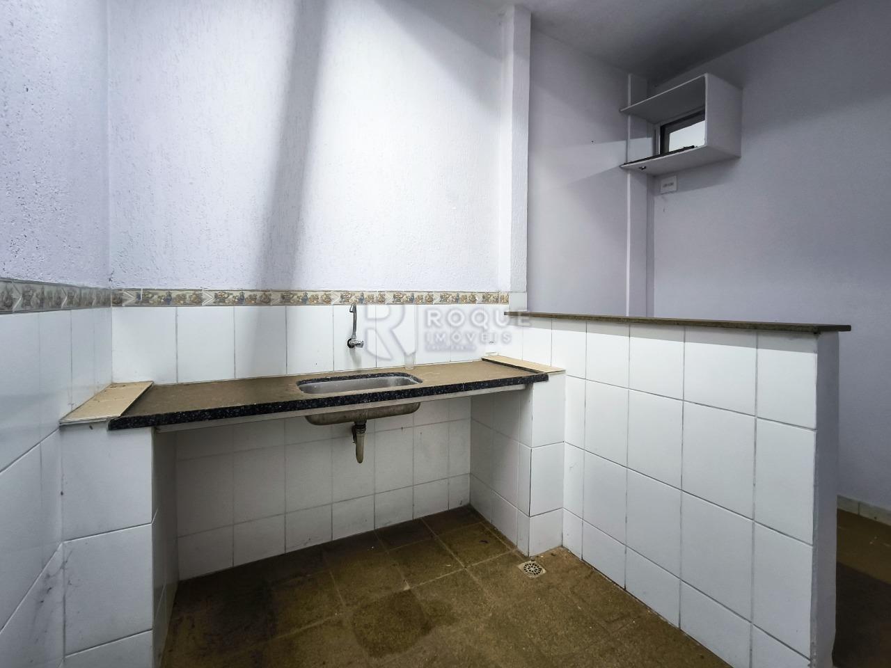 Barracão/Galpão à venda no bairro Centro: COZINHA