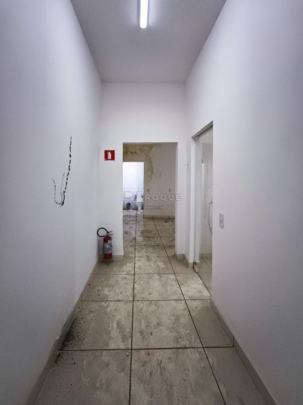 Barracão/Galpão à venda no bairro Centro: CORREDOR INTERNO 1