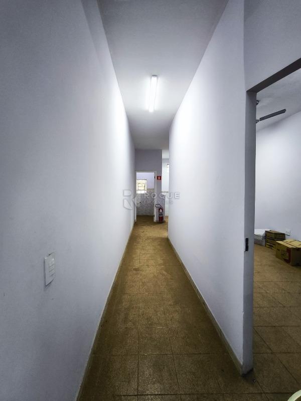Barracão/Galpão à venda no bairro Centro: CORREDOR INTERNO 2
