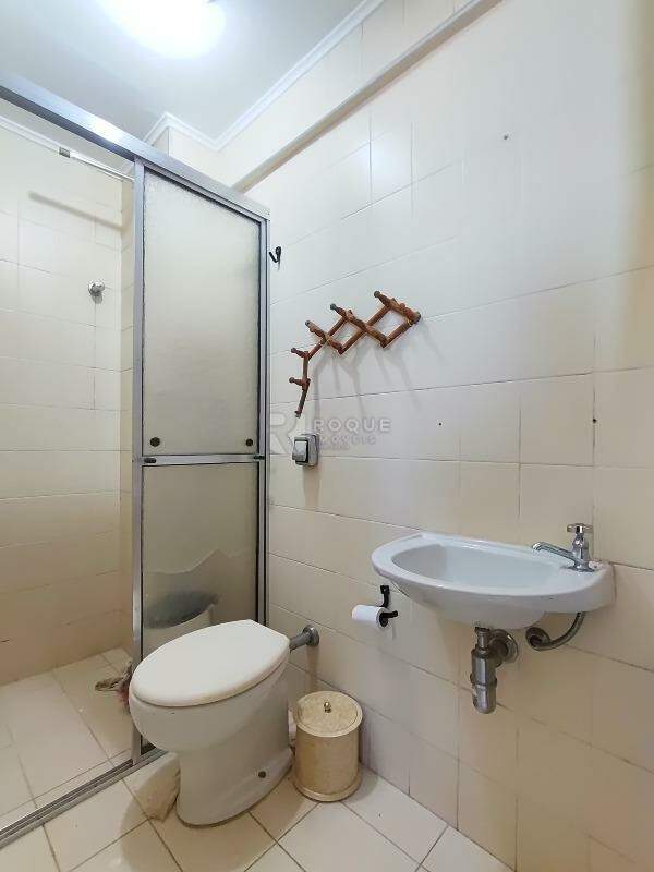 Apartamento para aluguel no bairro Centro: Wc serviço 