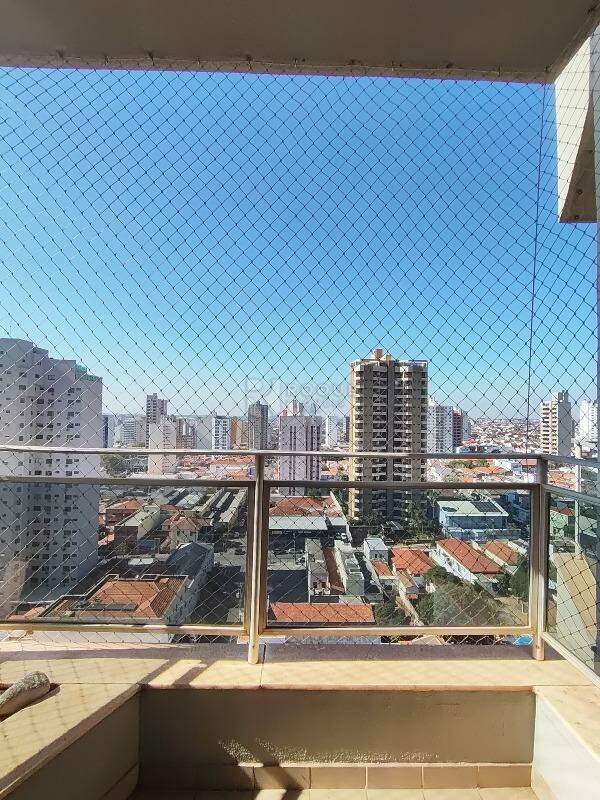 Apartamento para aluguel no bairro Centro: Sacada  dormitório suíte 