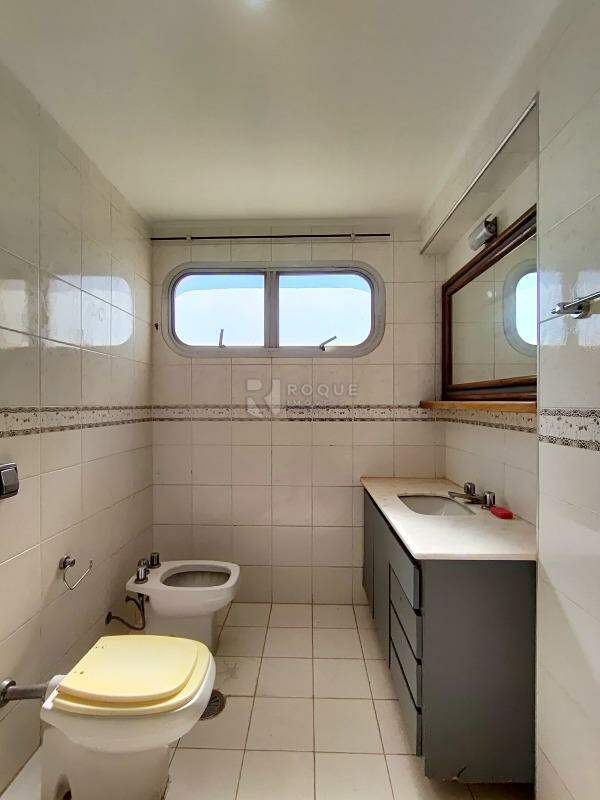 Apartamento para aluguel no bairro Centro: Wc social 