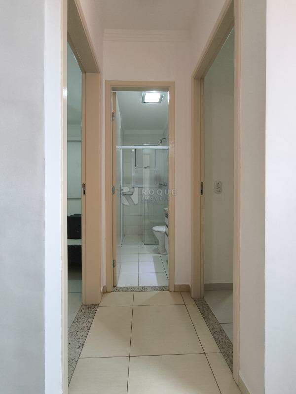 Apartamento à venda no bairro Vila Queiroz: ÁREA DE CIRCULAÇÃO