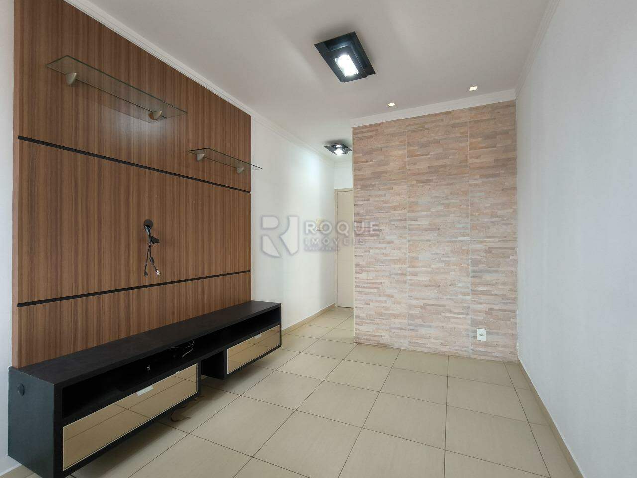 Apartamento à venda no bairro Vila Queiroz: SALA DE ESTAR