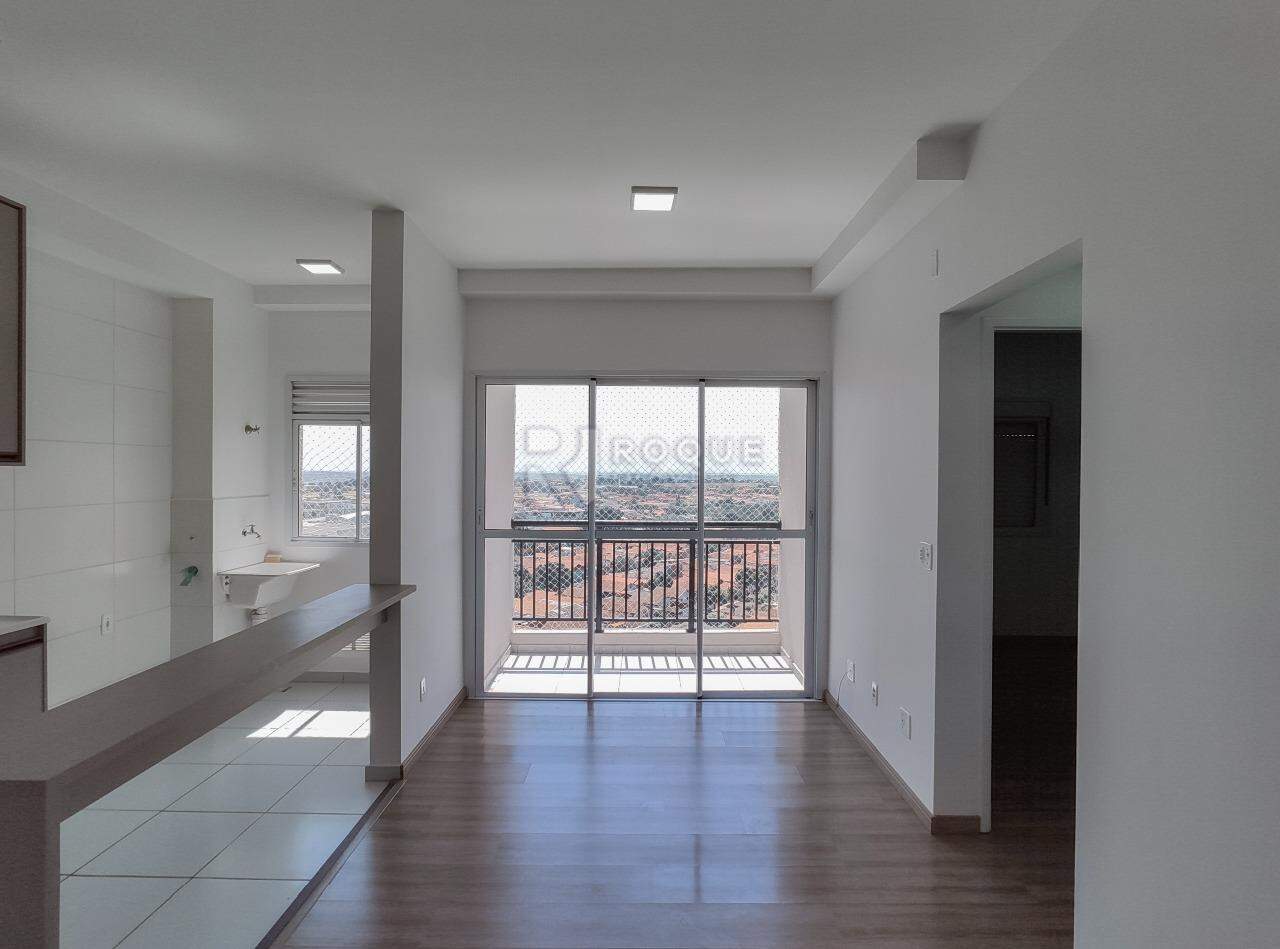 Apartamento à venda no bairro Jardim do Lago: Sala 