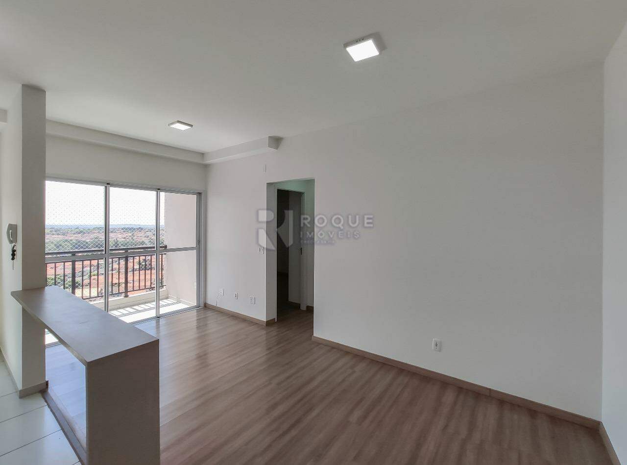 Apartamento à venda no bairro Jardim do Lago: Sala 