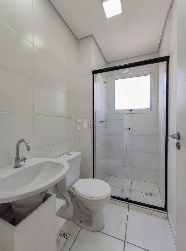 Apartamento à venda no bairro Jardim do Lago: WC 
