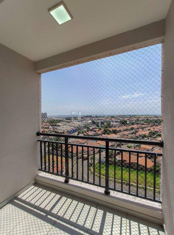 Apartamento à venda no bairro Jardim do Lago: Sacada 