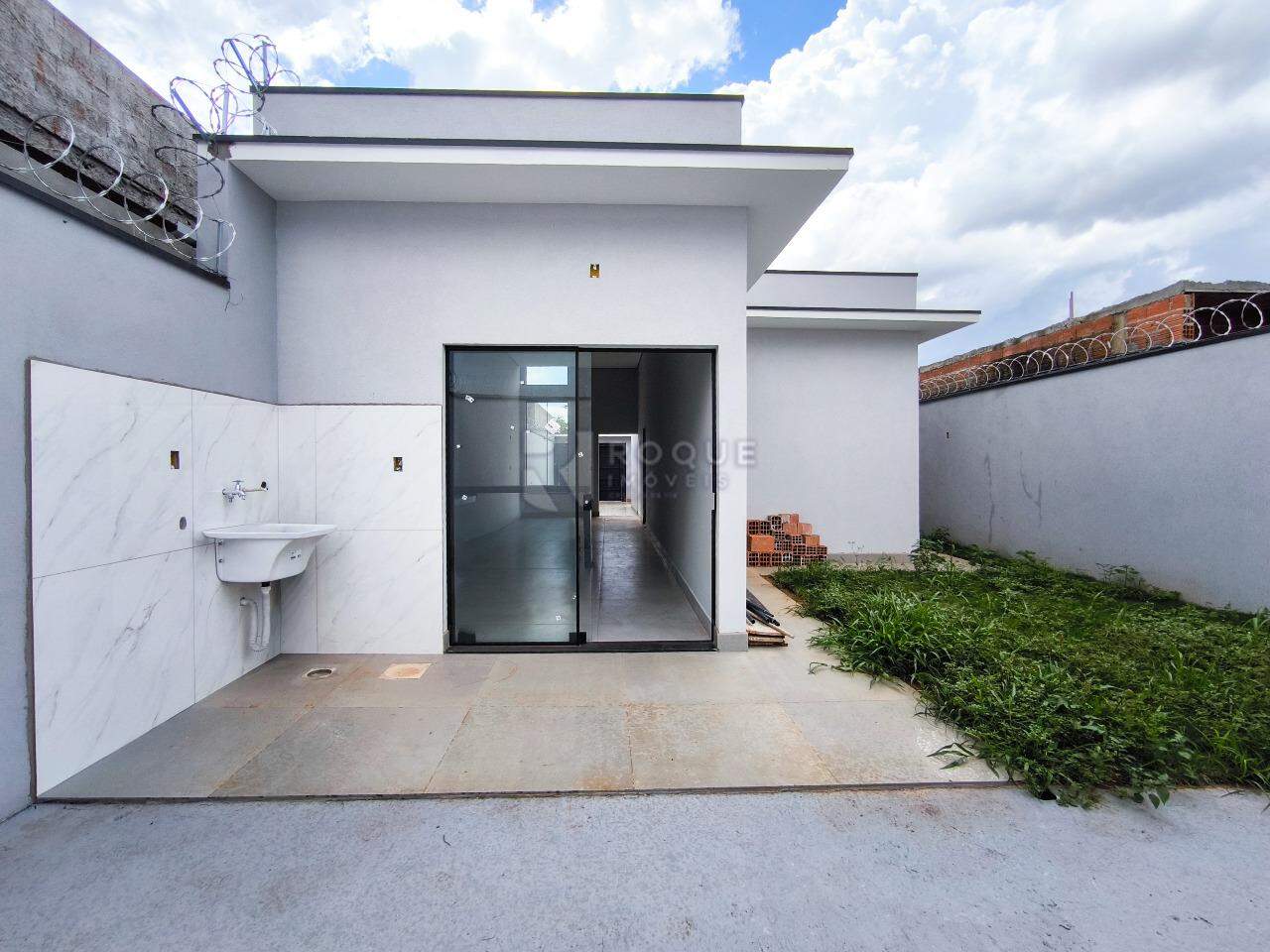 Casa Residencial à venda no bairro Jardim Campo Verde II: FUNDOS
