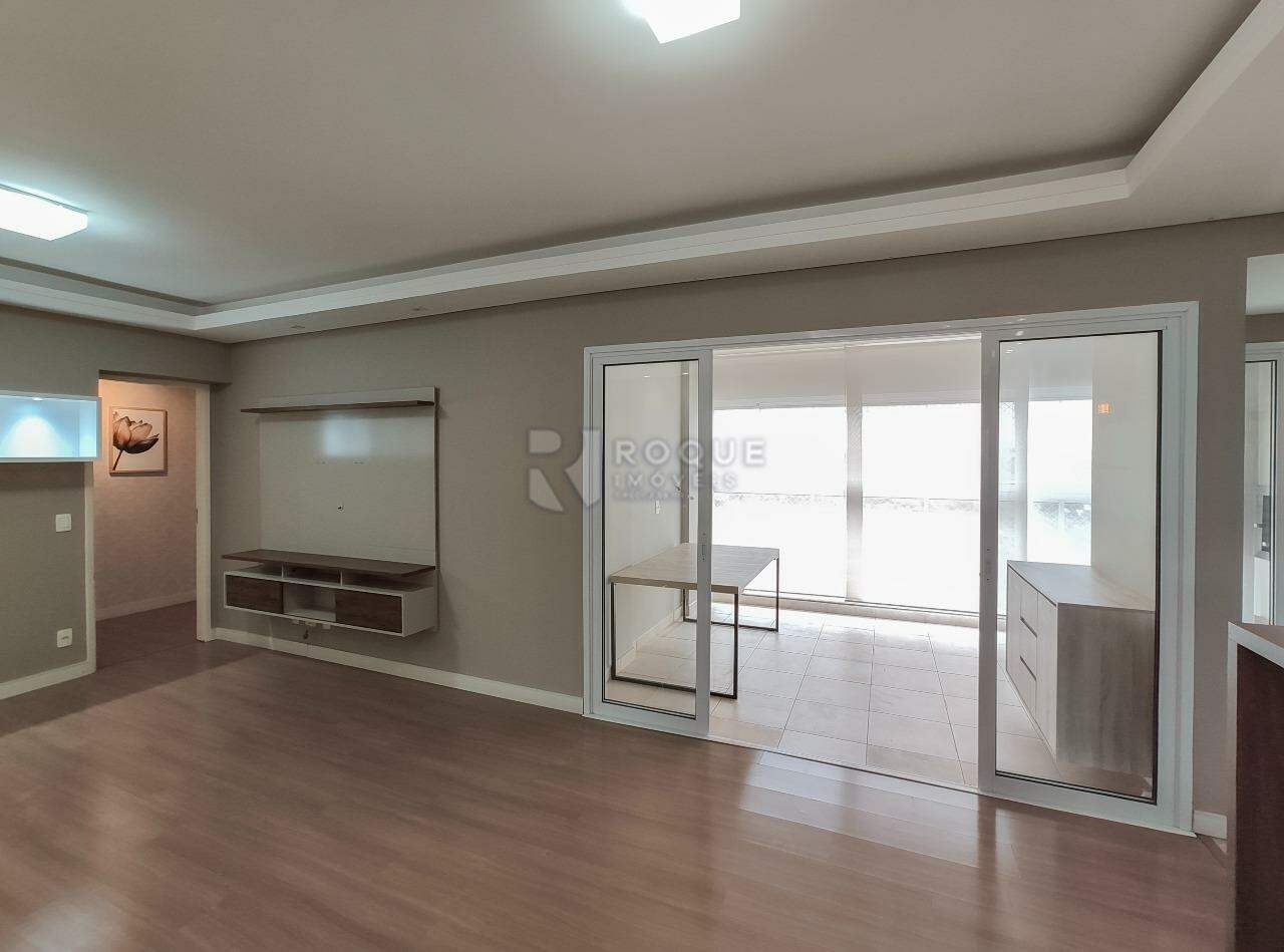 Apartamento à venda no bairro Jardim Santo André: Sala