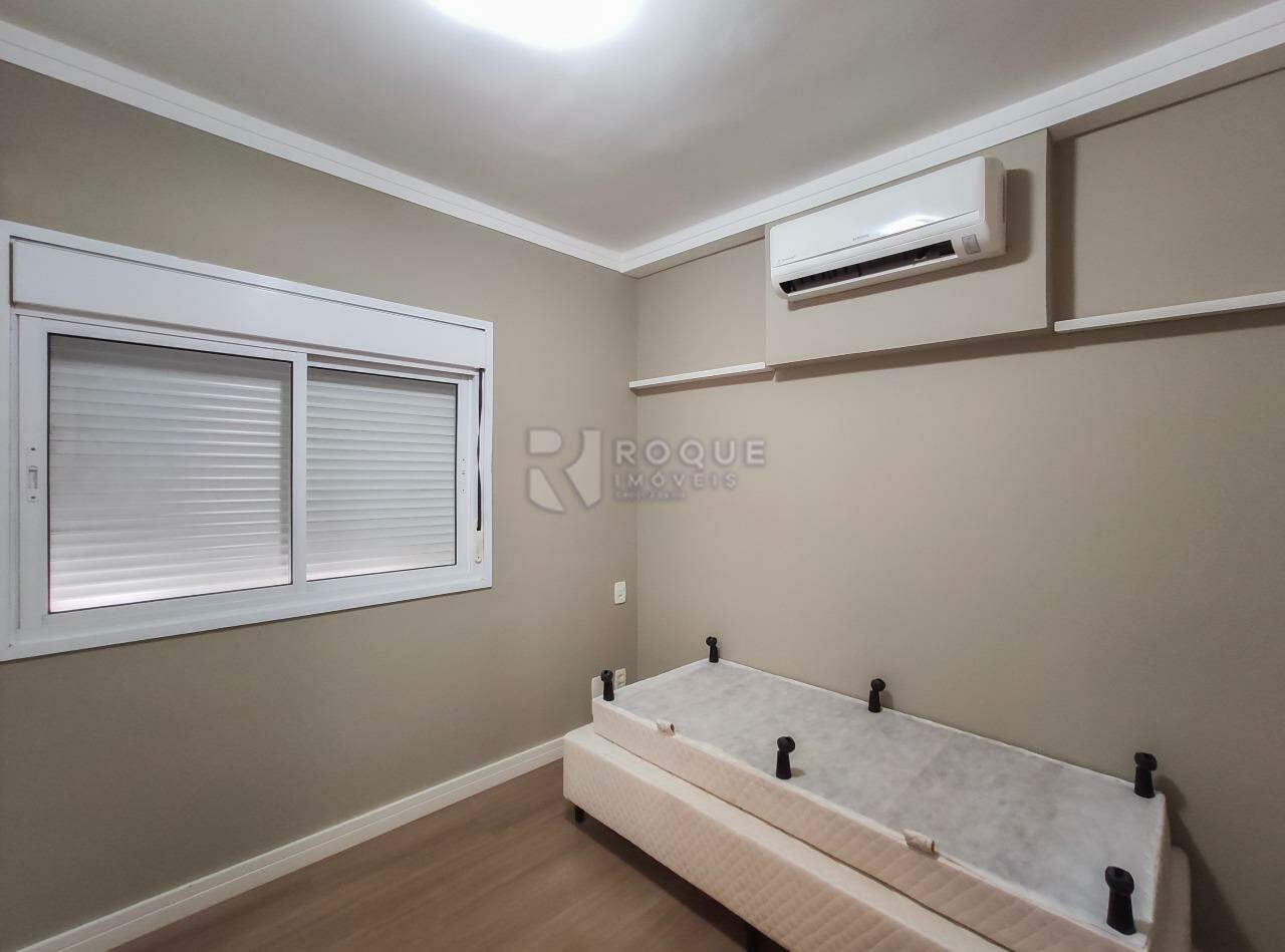 Apartamento à venda no bairro Jardim Santo André: Dormitório 3