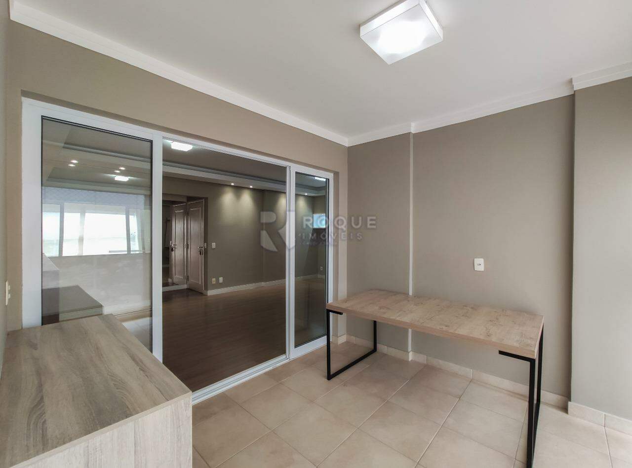 Apartamento à venda no bairro Jardim Santo André: Sacada 