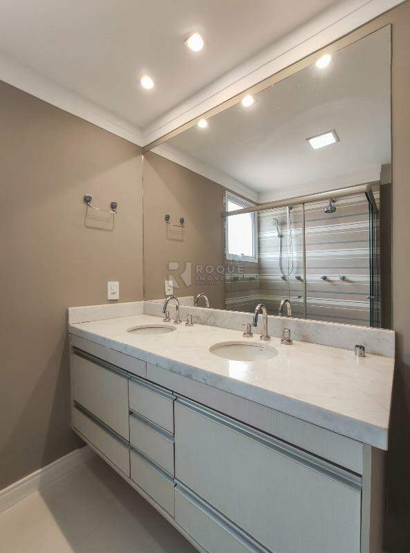 Apartamento à venda no bairro Jardim Santo André: WC suíte 