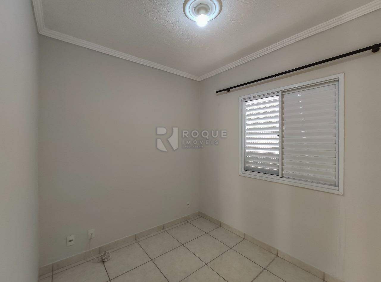 Apartamento à venda no bairro Vila Queiroz:  Dormitório 1