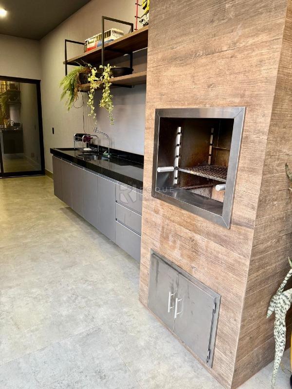 Casa em condomínio à venda no bairro Residencial Florisa: CHURRASQUEIRA 