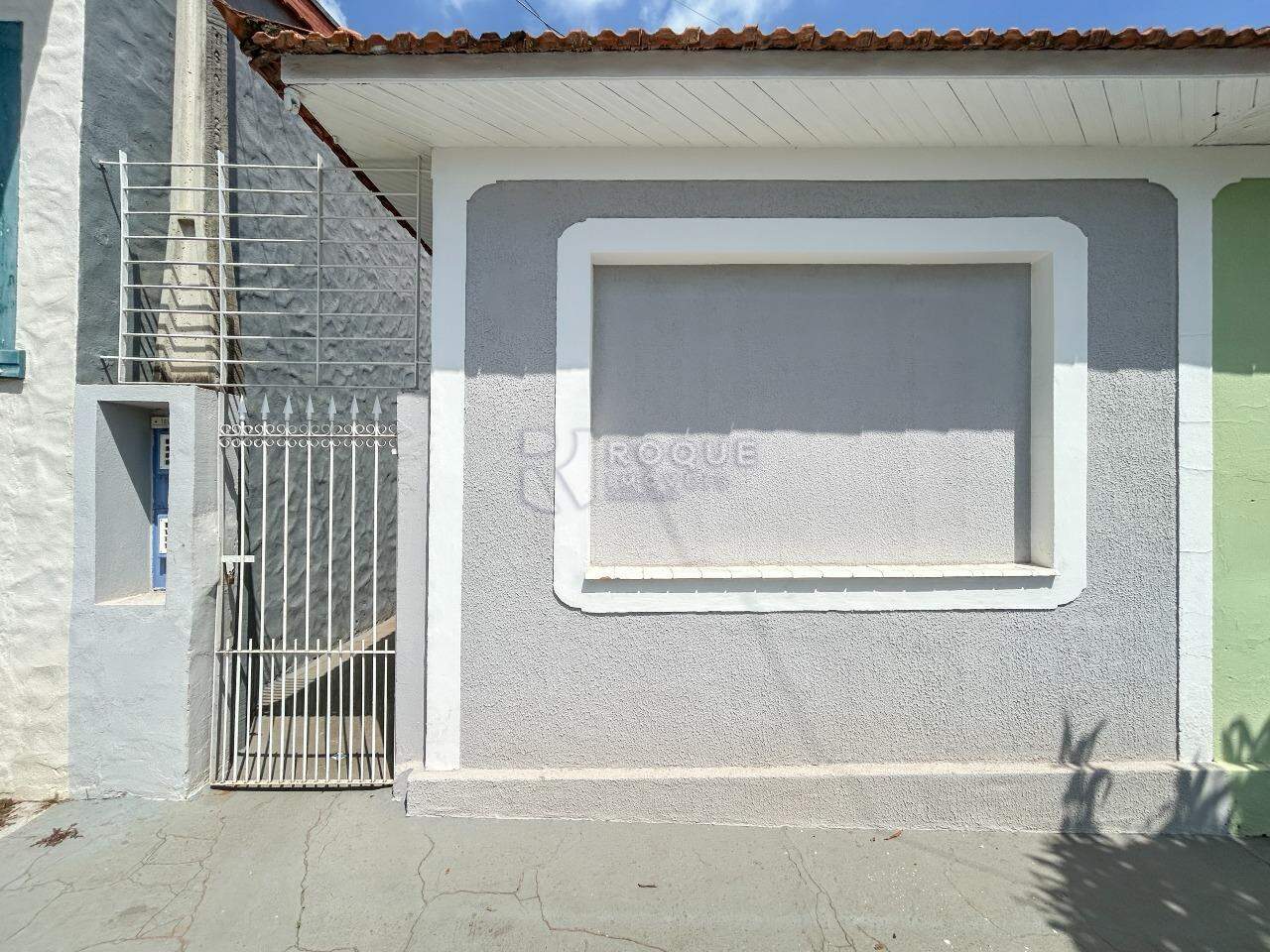 Casa Residencial para aluguel no bairro Vila Cristovam: Fachada 