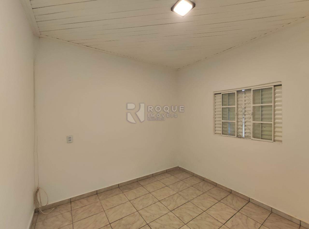 Casa Residencial para aluguel no bairro Vila Cristovam: Dormitório 1