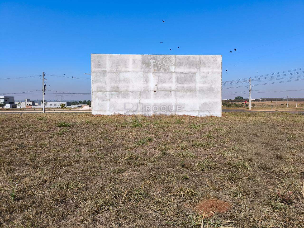 Terreno à venda no bairro Residencial Colinas do Engenho II: 