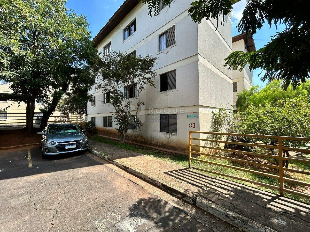 Apartamento para aluguel no bairro Jardim Ipiranga: Condomínio 