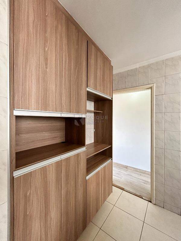 Apartamento para aluguel no bairro Jardim Ipiranga: Cozinha 