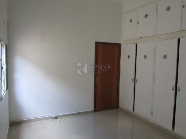 Casa Residencial à venda no bairro Centro: 