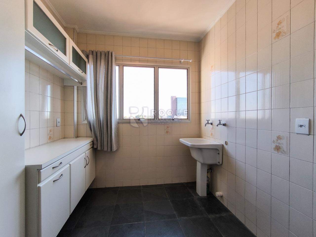 Apartamento à venda no bairro Centro: